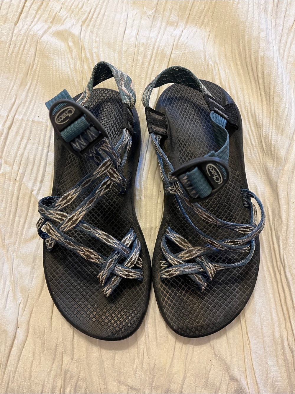 Women’s Braided Chacos Size 8